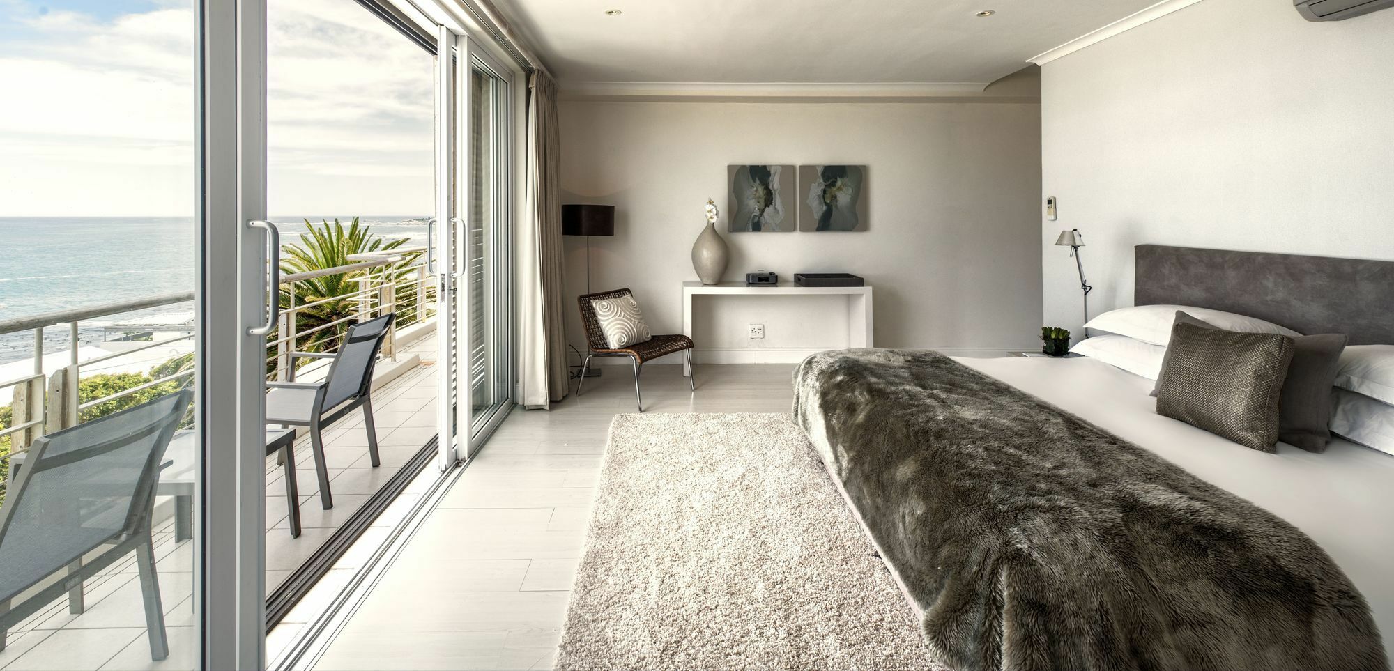 Blue Views Penthouse Beachfront Apartment With Pool Kapsztad Zewnętrze zdjęcie